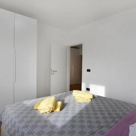 Apartamento Komfortable In Valica Mit Grossem Garten
